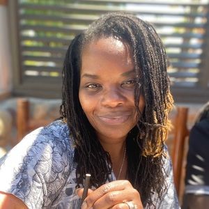 Meet your Posher, Sonya